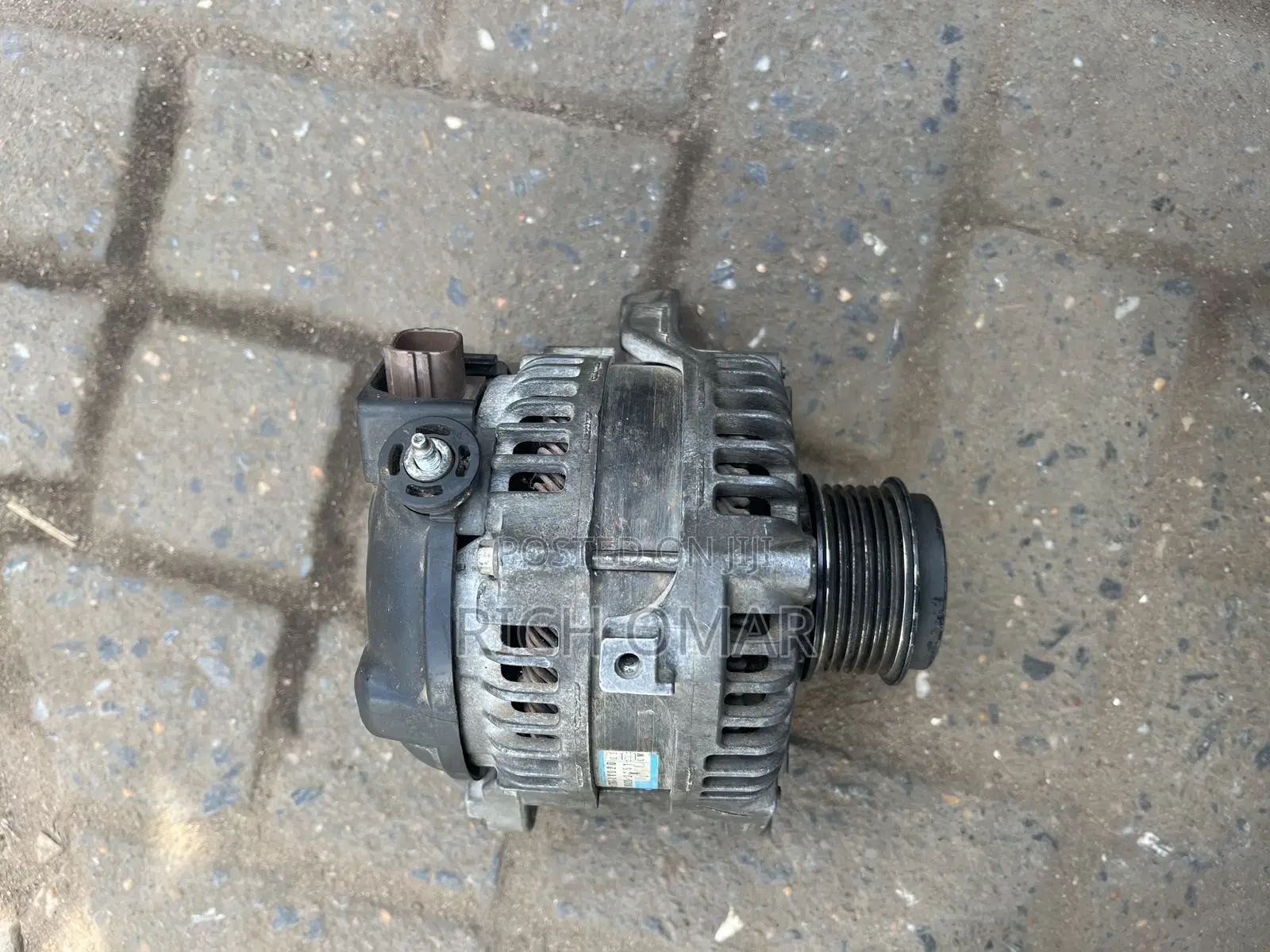 Toyota Camry 2014 to 2019 Alternator