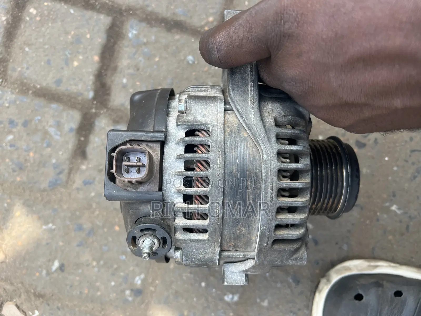 Toyota Camry 2014 to 2019 Alternator