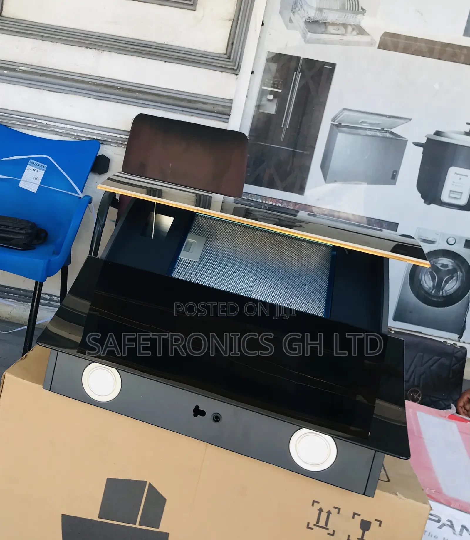 Super Powerful Kenwood 60cm Heat Extractor Black