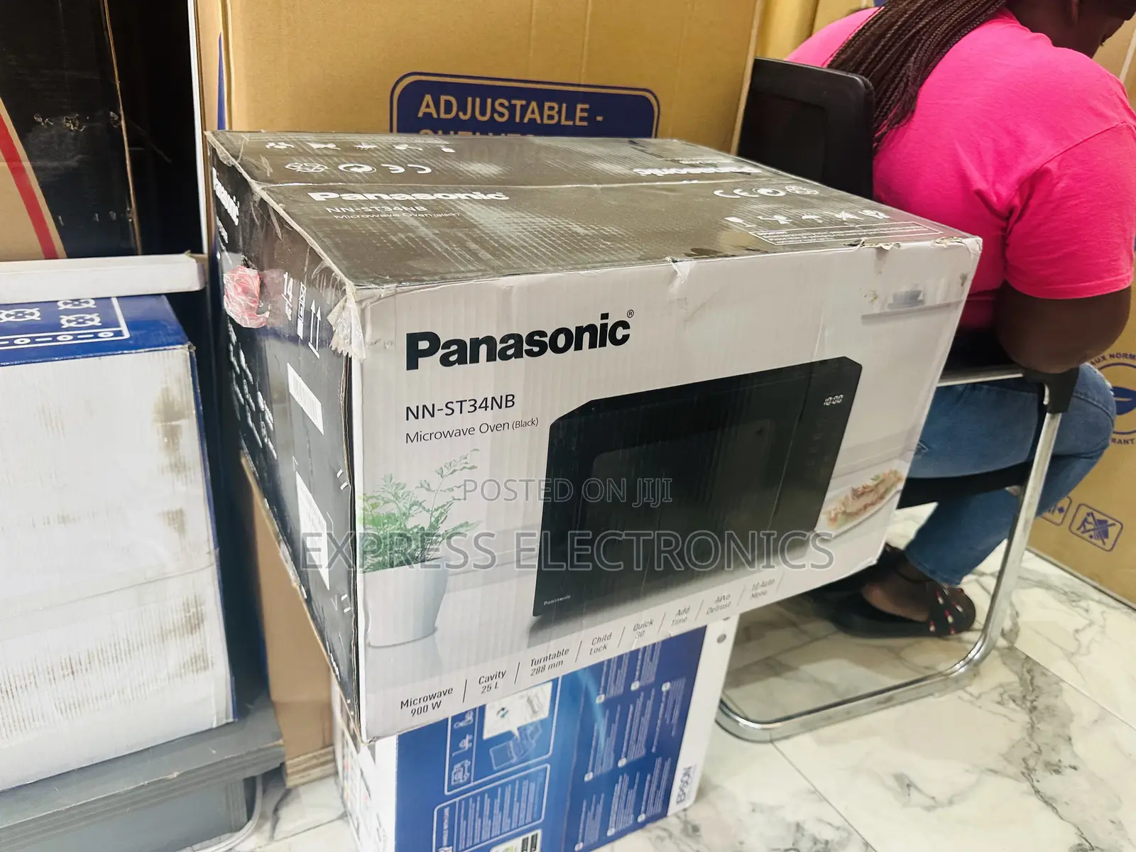 Black Vest Microwave Oven 25L Panasonic
