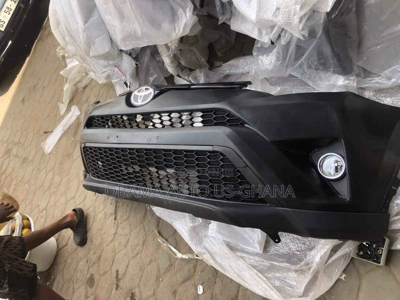 Toyota Rav4 2016 2017 2018 Front Bumper Complete