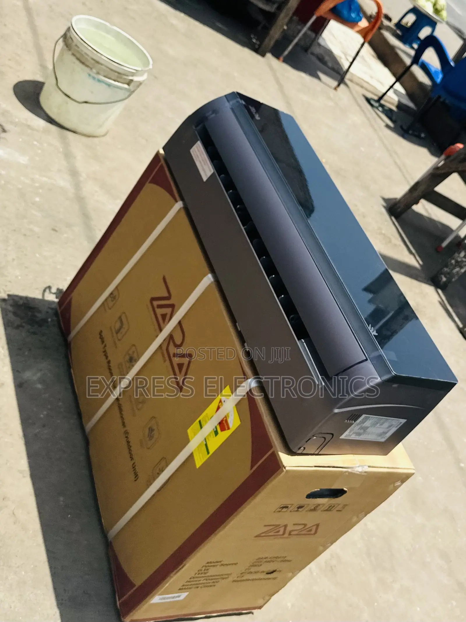 Super Cooling Black Mirror Split R410 Gas Zara 1.5hp
