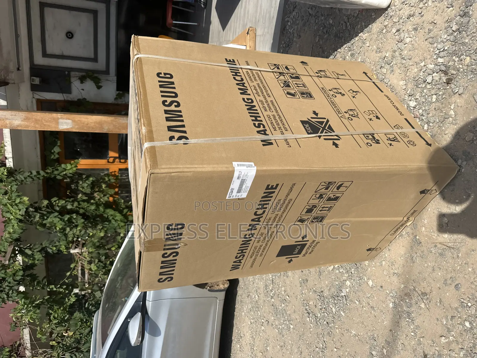 Durable Materials Washer Samsung 13kg. 