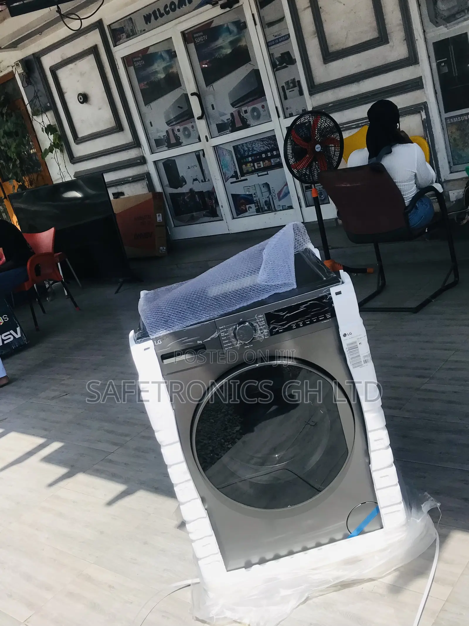 LG Smart Frontload 8.0kg Full Auto Washingmachine