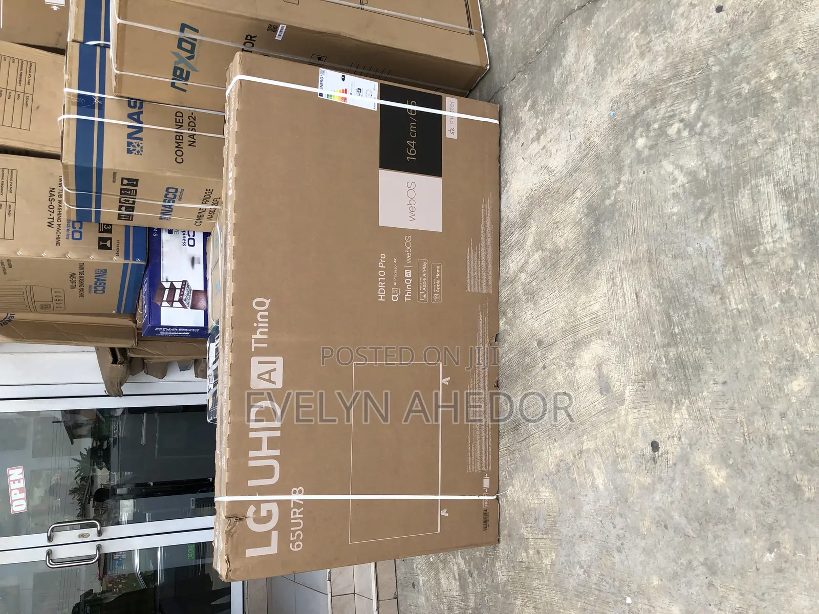 LG UHD 65 Inches Smart Tv