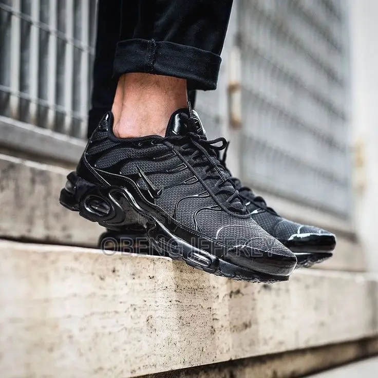 Original Nike Tn Airmax Plus Triple Black
