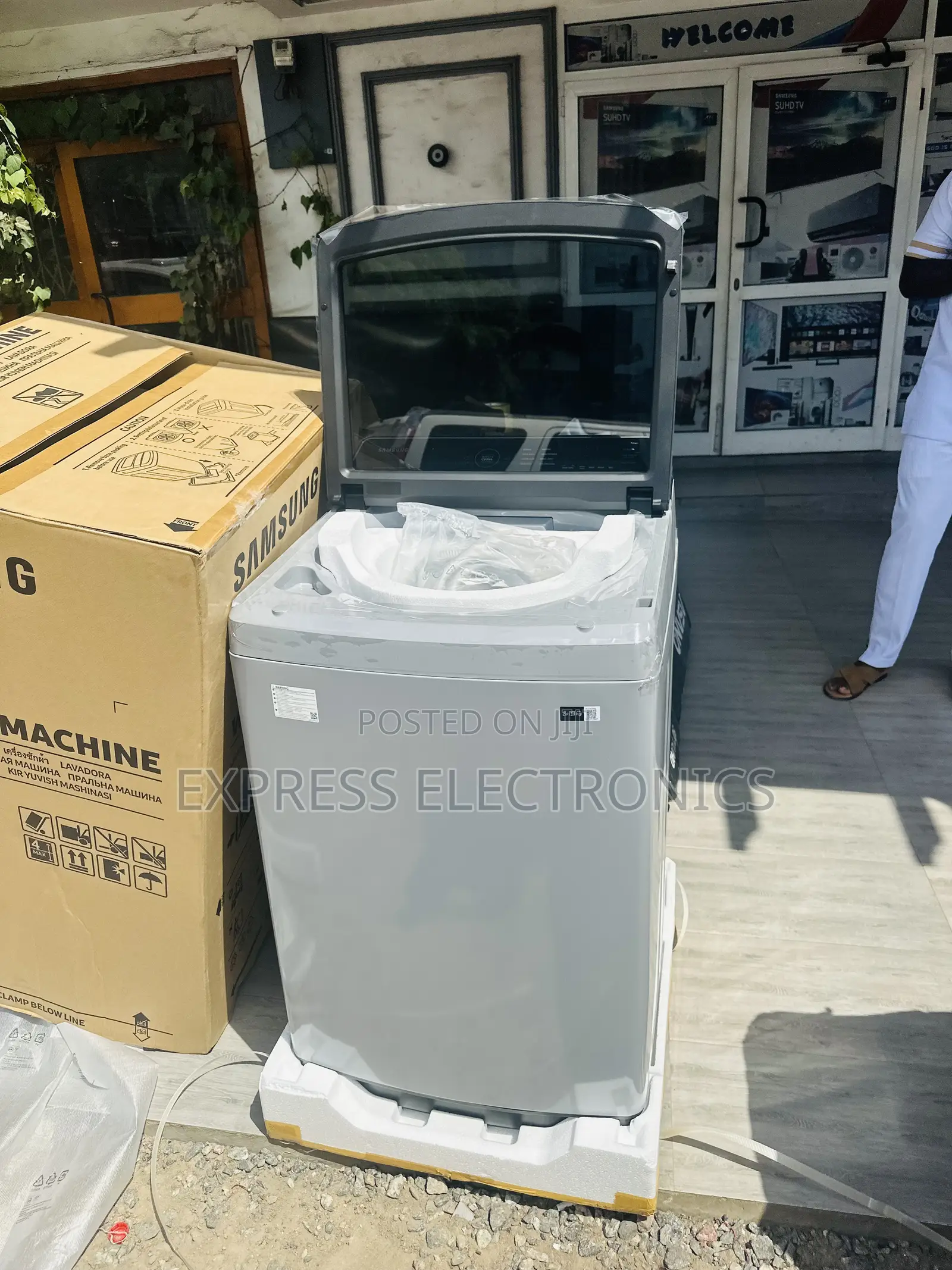 Low Noise Operation Samsung Wa13cg5441bgy Full Auto