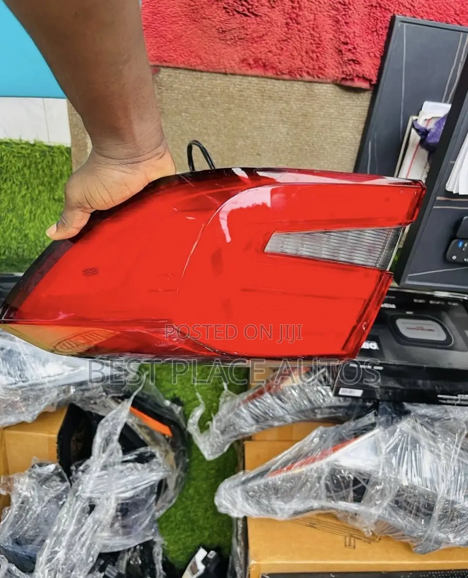 Honda Accord 2018 Spec Taillight