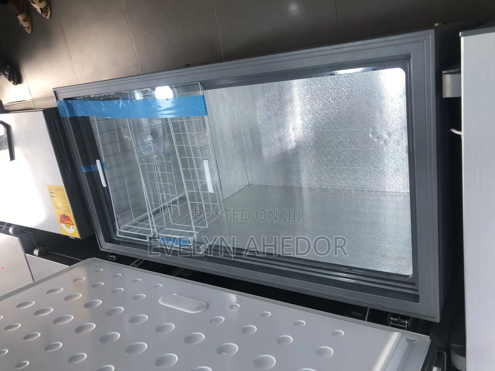 Affordable Rainbow 380litres Chest Freezer