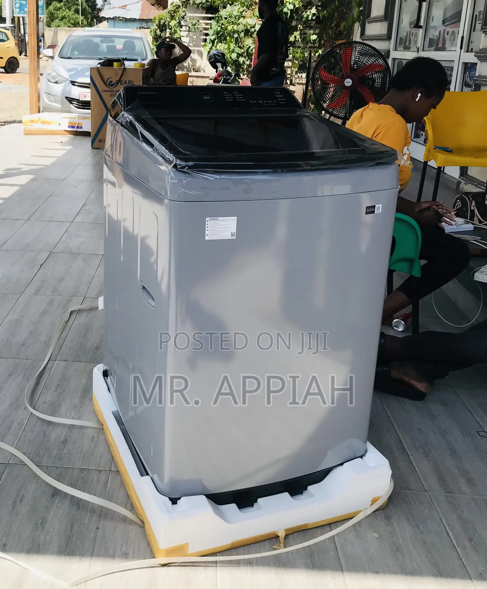 Energy Efficient Samsung Wa13cg5441by 13kg Washing Machine.