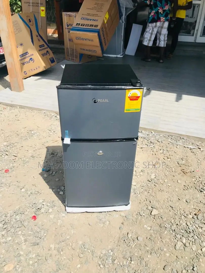Pearl Tabletop Fridge : Compact Cooling, Maximum Convenience