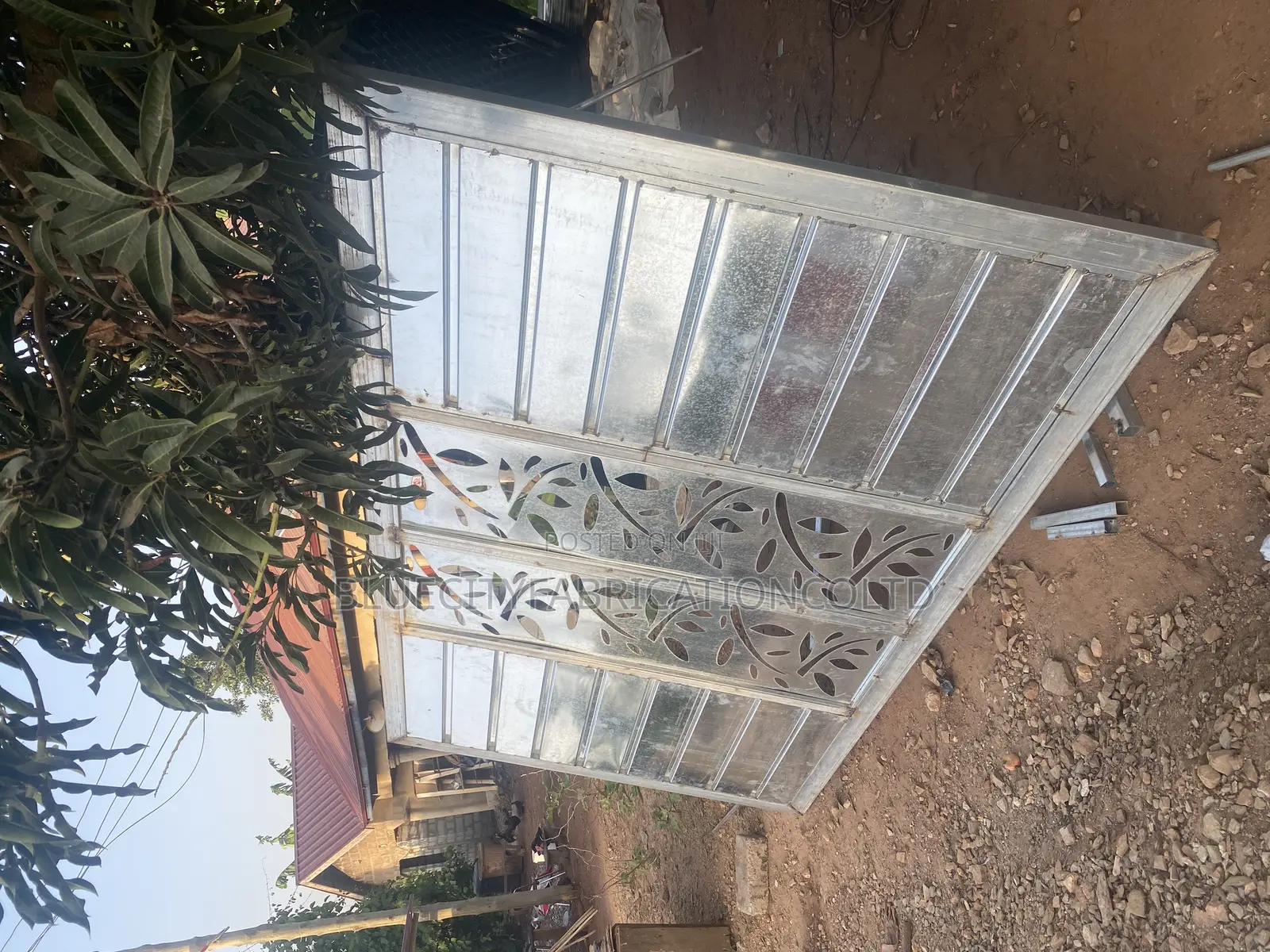 Italian Galvanize Metal Gate