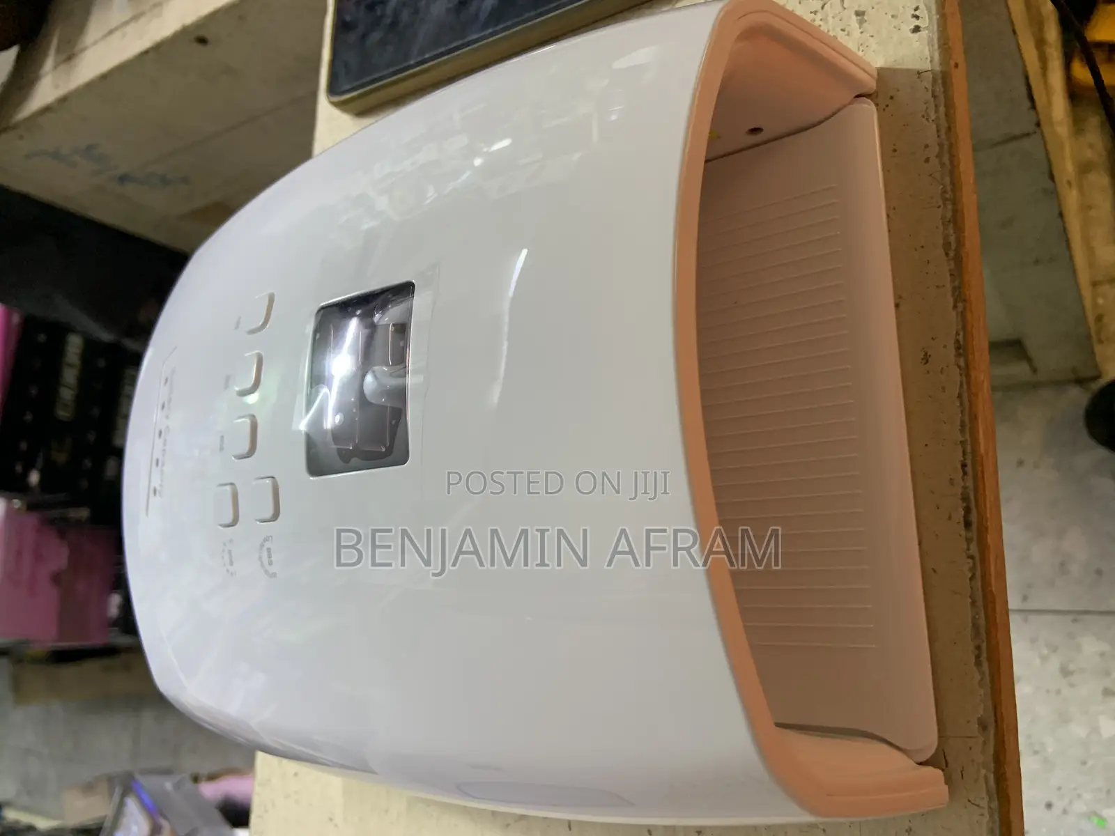 Cordless Nail UV Lamp