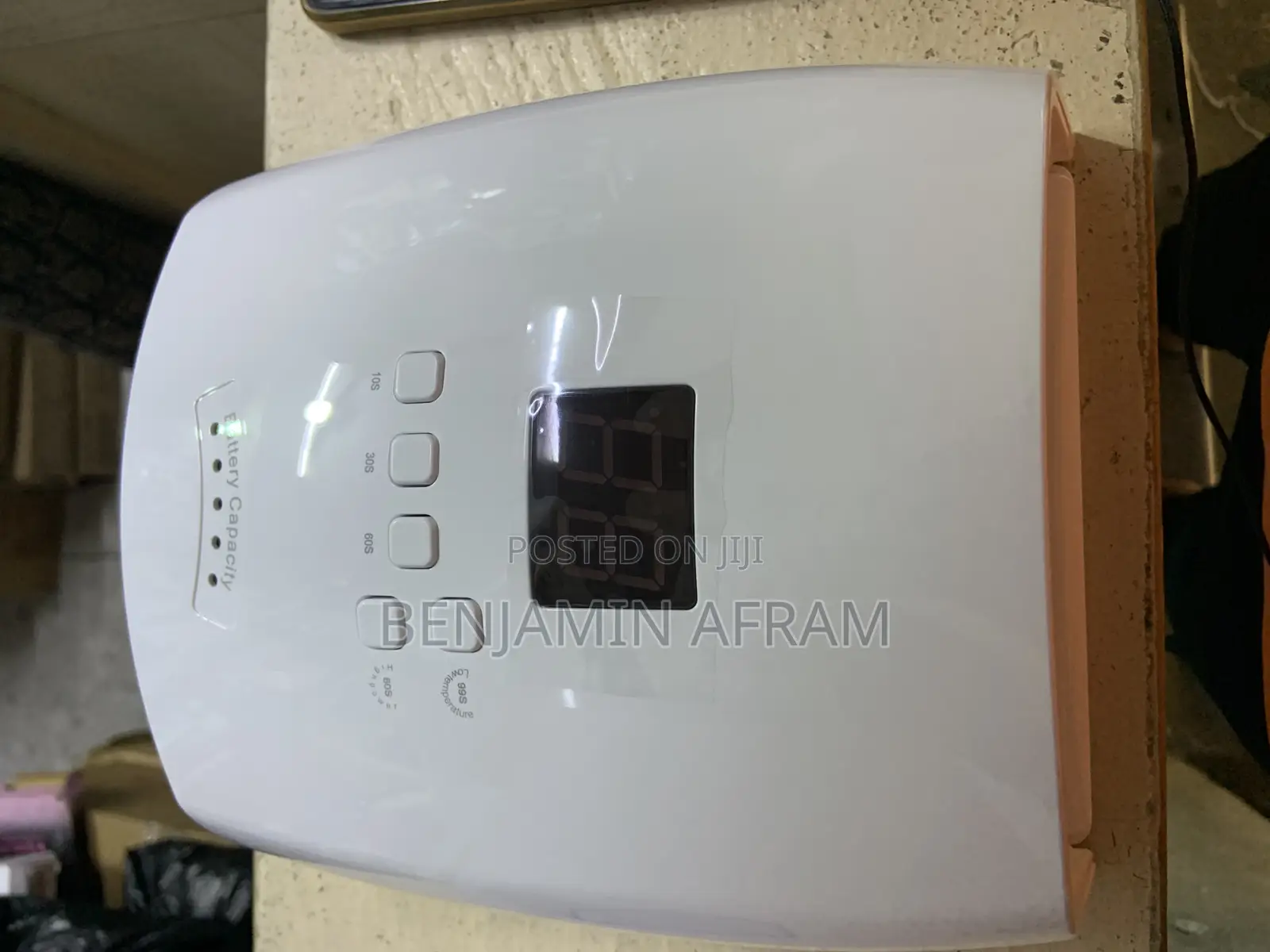 Cordless UV LED Lamp