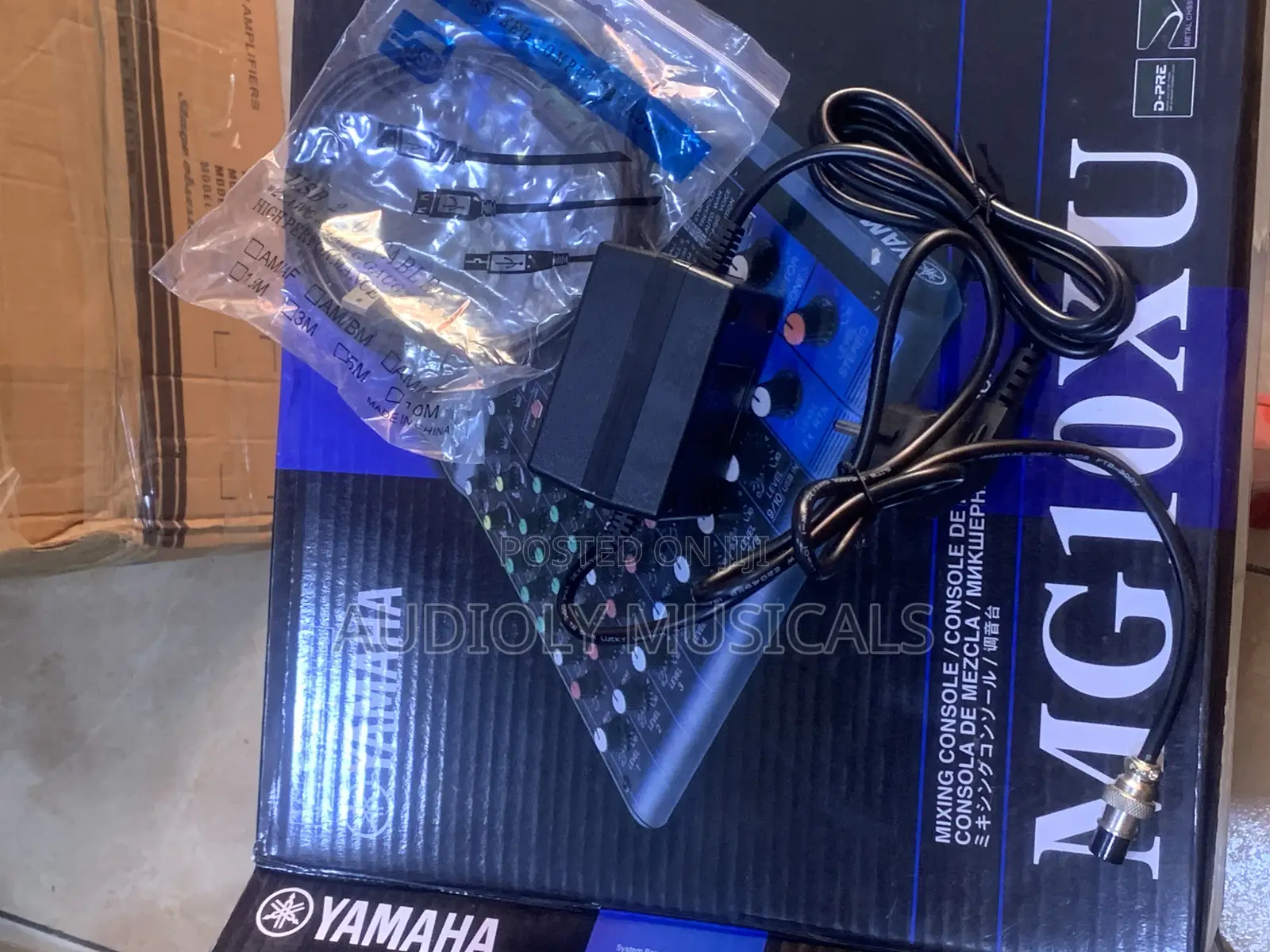 Yamaha Mg10xu Raw Mixer Console