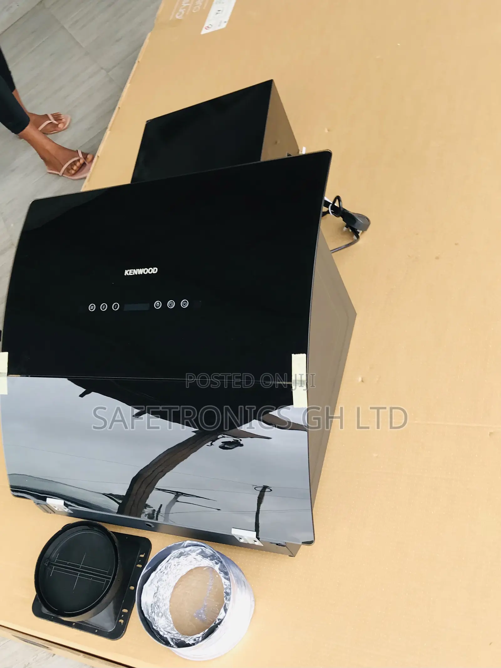 Super Neat Touch 60cm Kenwood Heat Extractor
