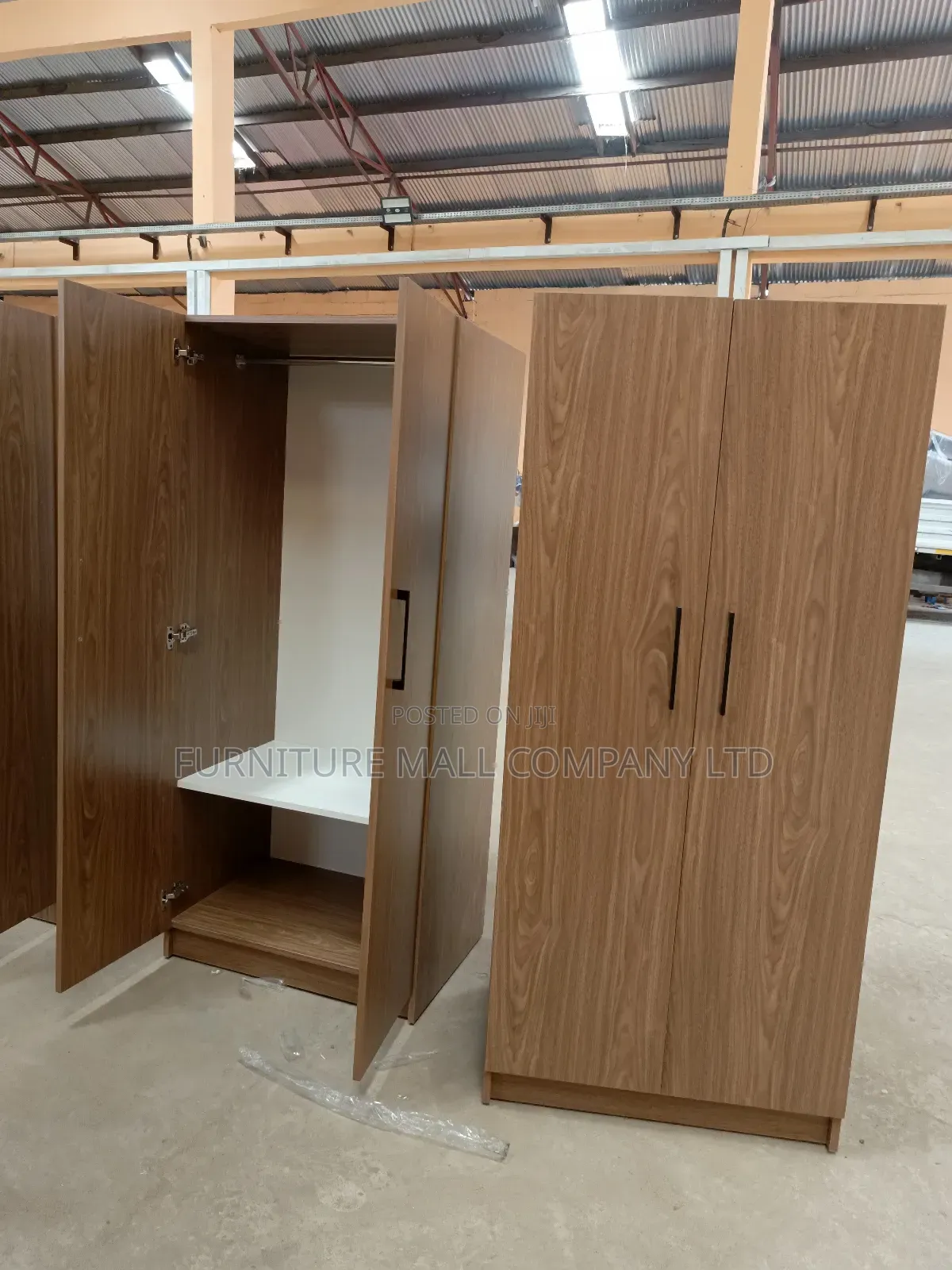 Elegantly Cute 2in1 Wardrobe Available as SeenFree D