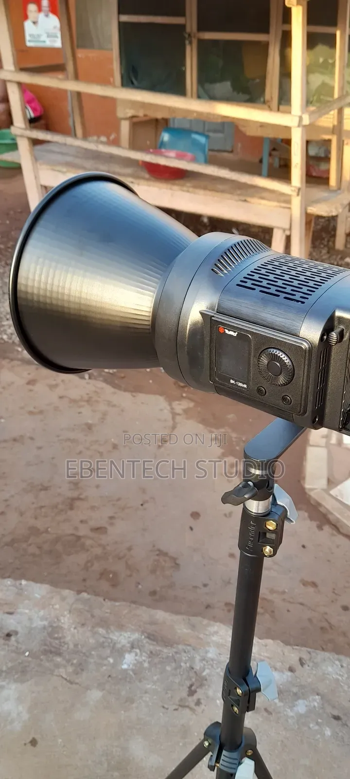 Studio Video Light COB Light With C-Stand Softbox for Rent
