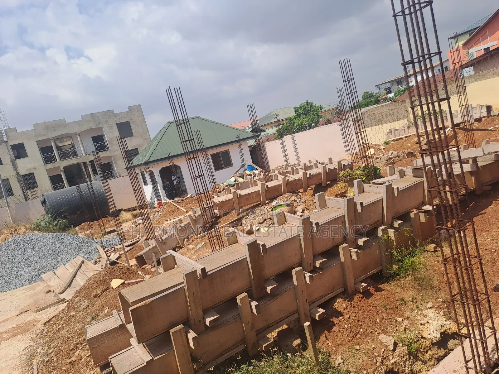 Land Forsale -Accra Newtown