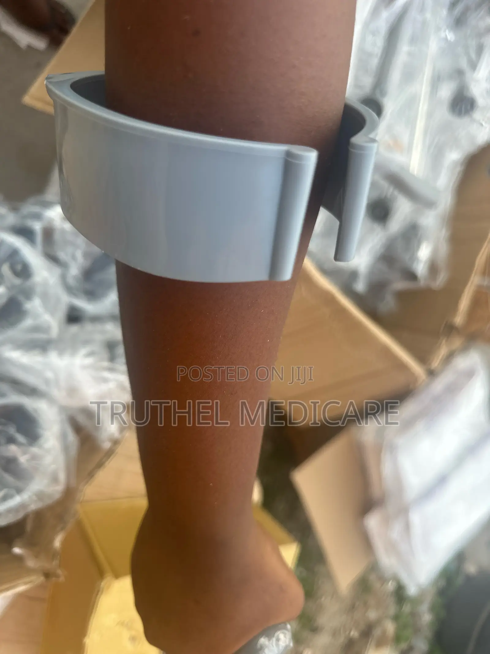 Elbow Crutches (Rotatable Grip)