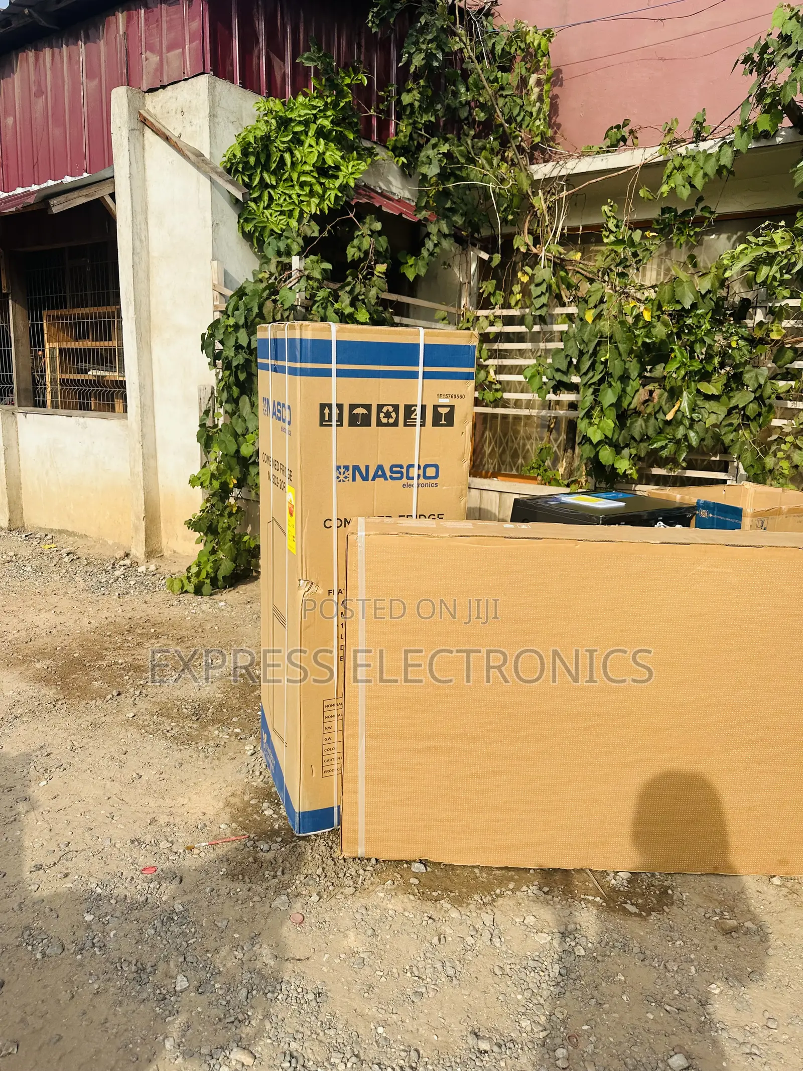 Smart Samsung UHD Smart Glossy LED Screen 65”DU7000