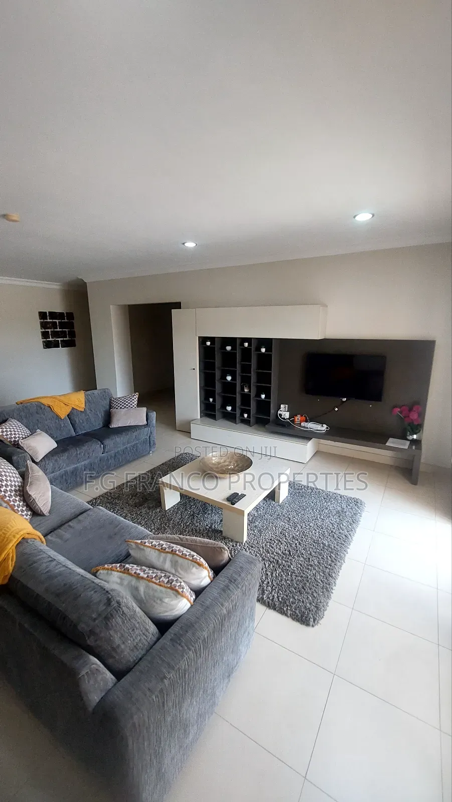 Furnished 3bdrm Apartment for sale
