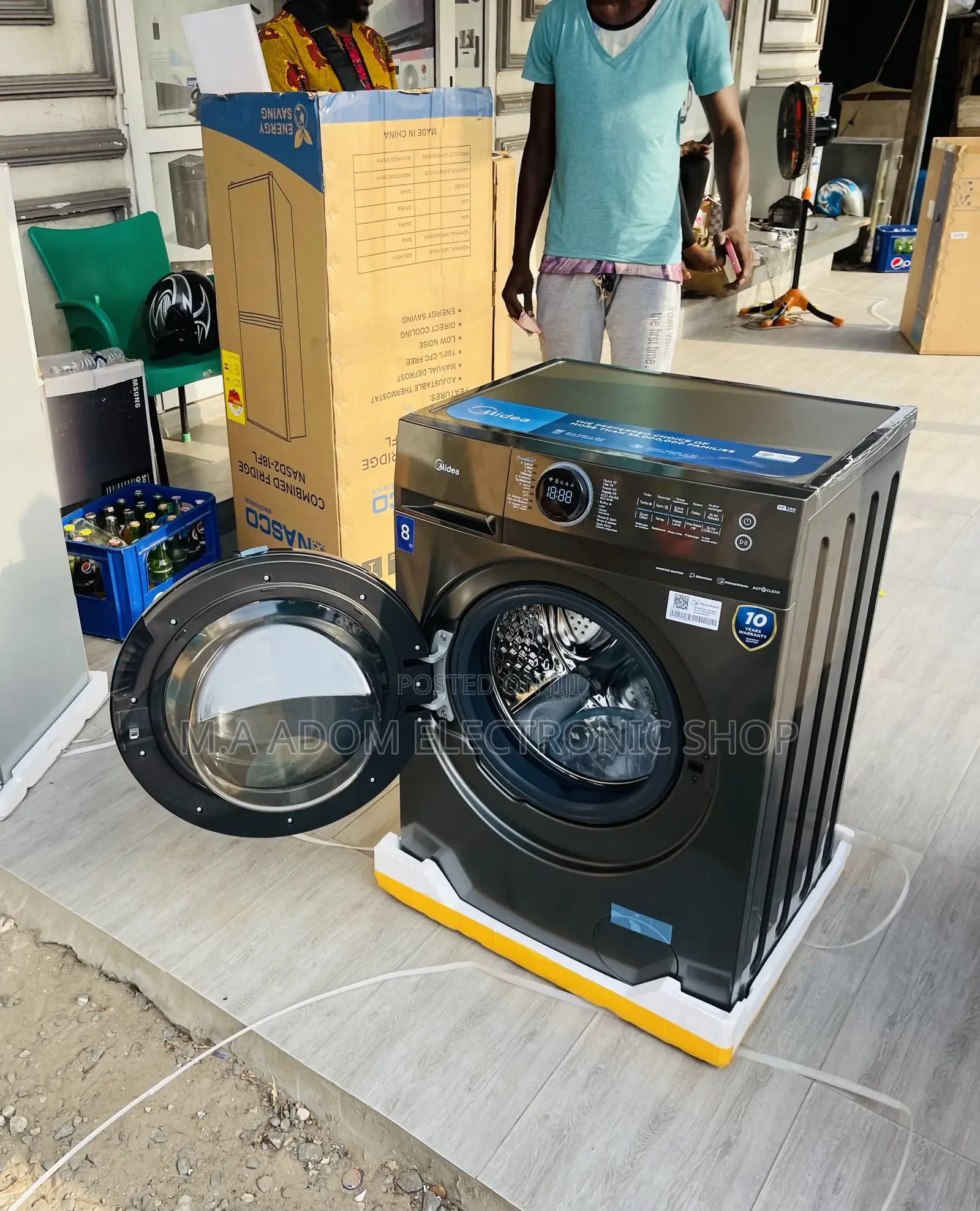 Energy Efficient Midea MF-200W80WB/T Washing Machine.