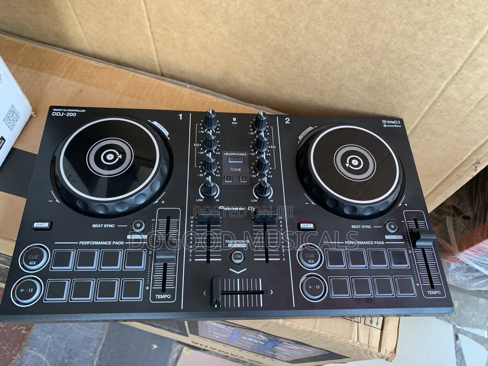 Pioneer DDJ-200 Smart DJ Controller