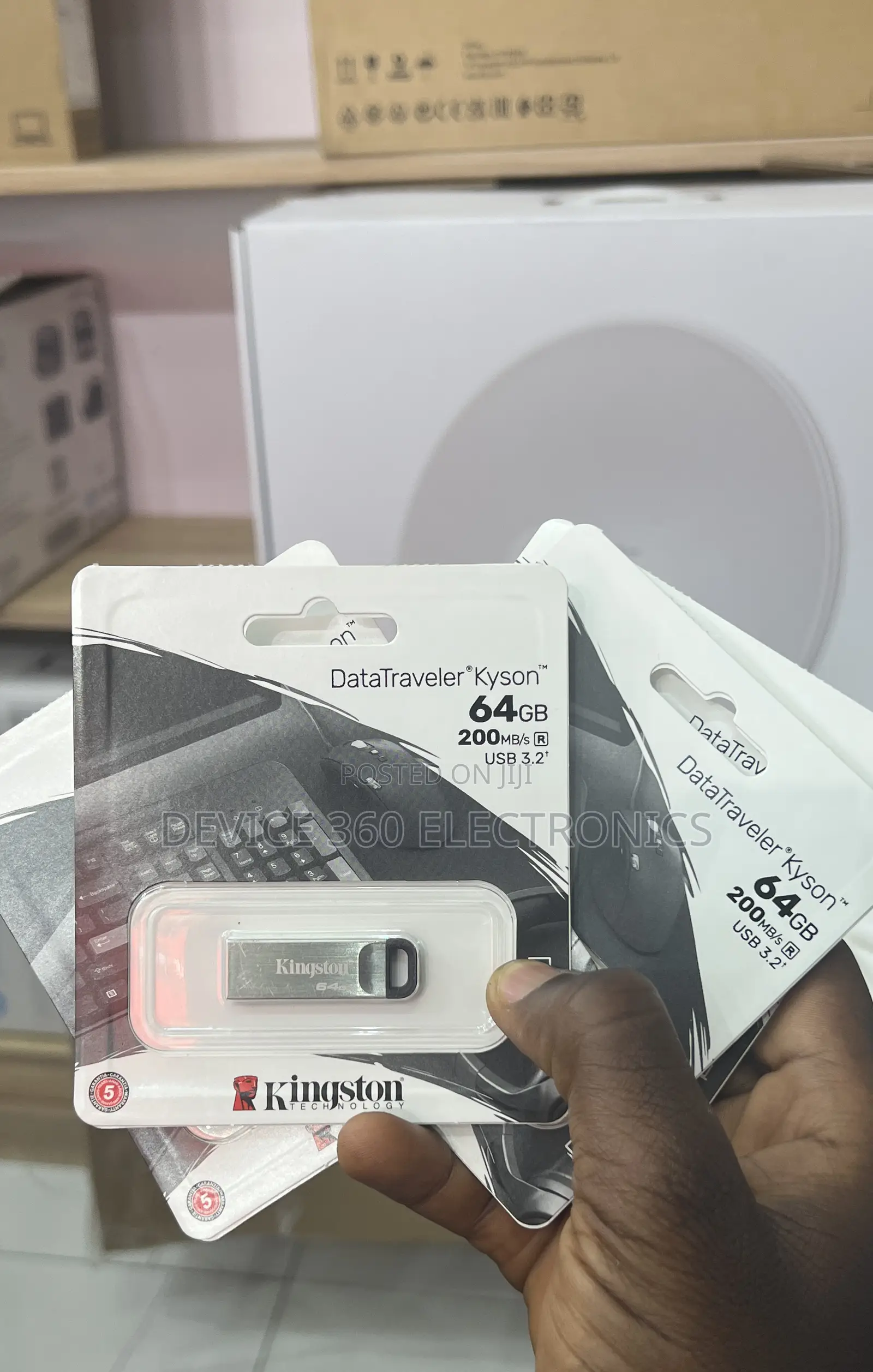 Kingston 64GB Datatraveler Alyson Flash Drive
