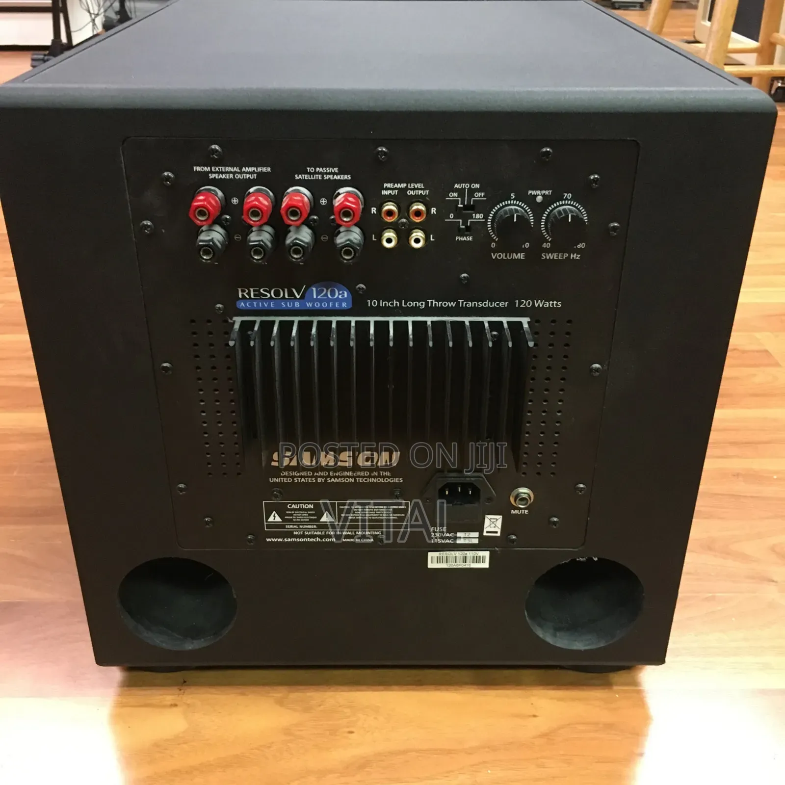 Studio Subwoofer Samson Resolv 120a