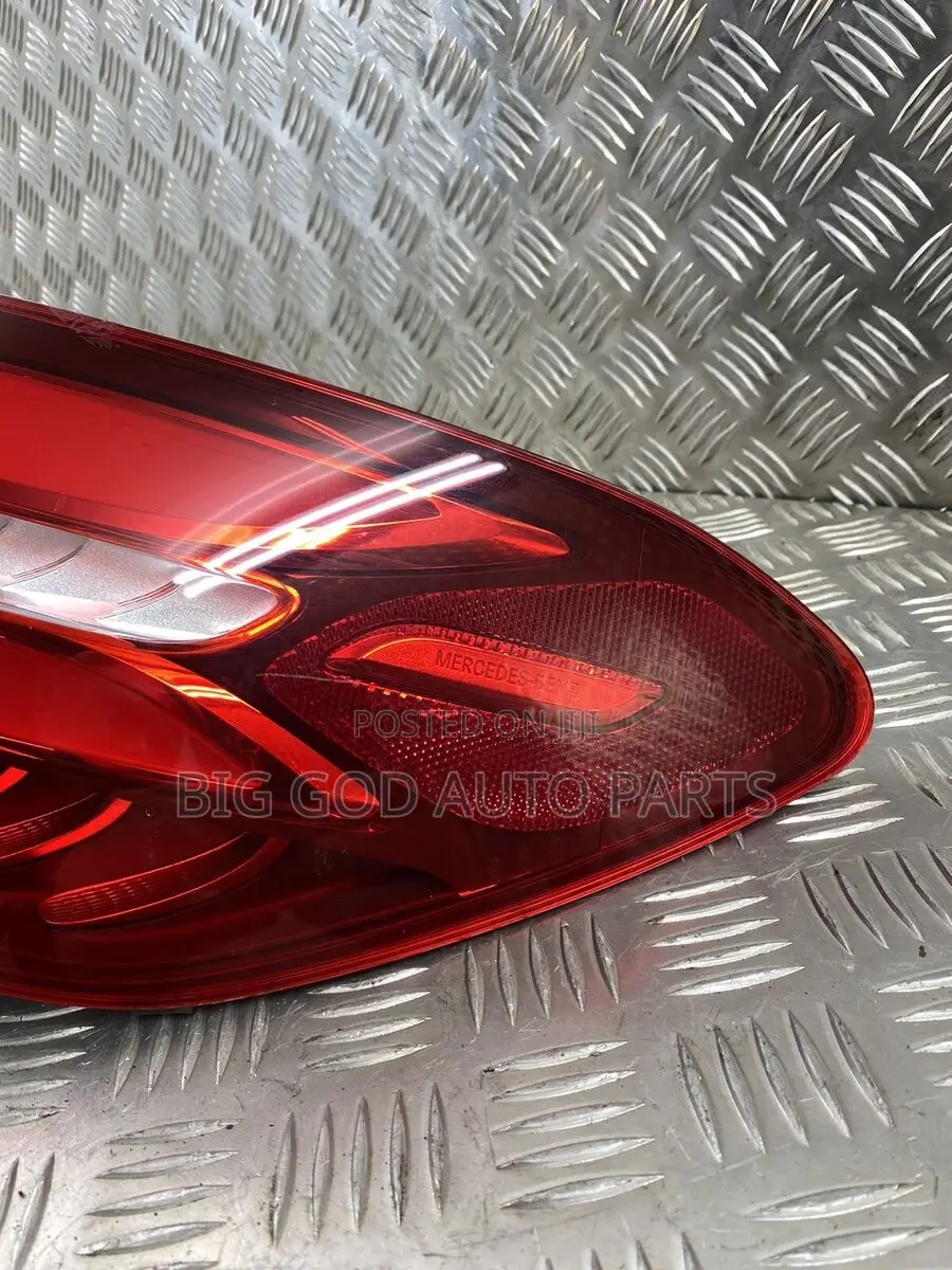 Mercedes Benz GLC 2017 Rear Tail Light