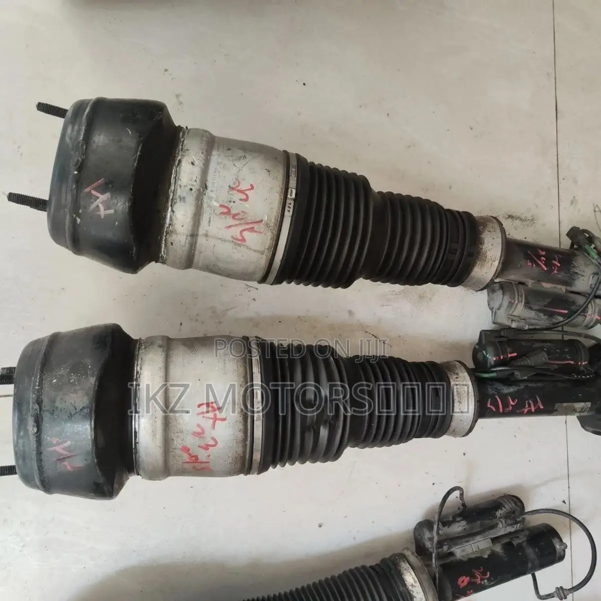 Mercedes Benz W220/S280/S350/S500/S600 Front Shocks