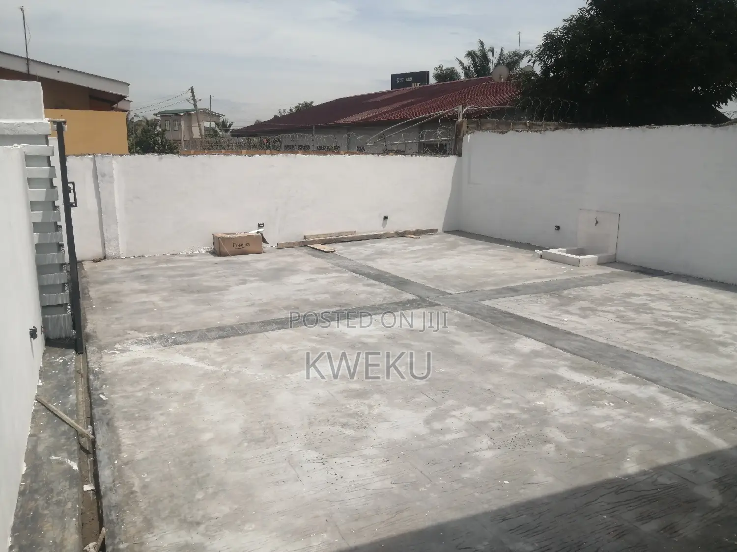 3bdrm House in Seedovproperties, Spintex for sale