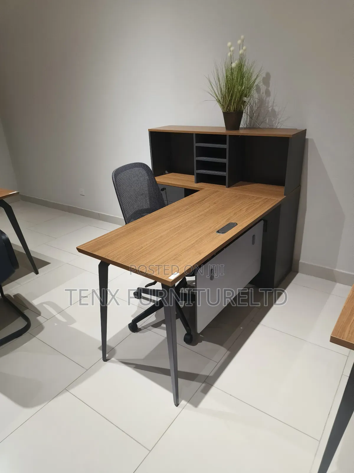 Staff Desk