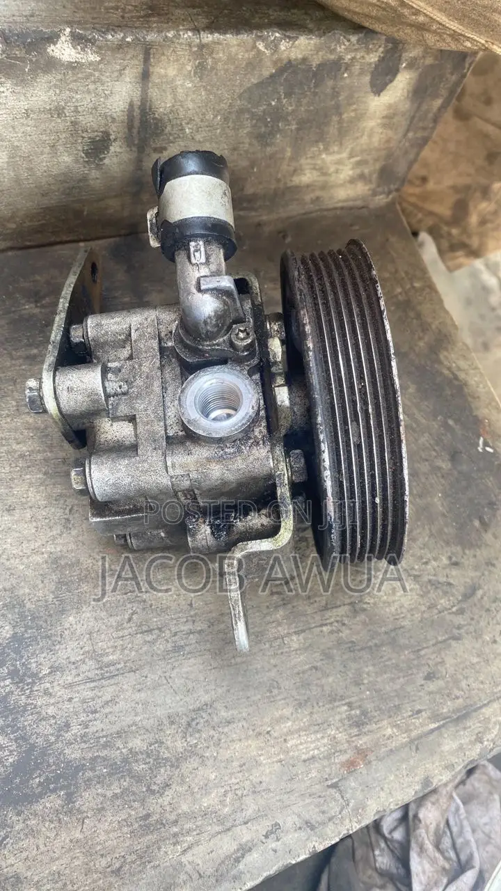 Nissan X-Trai Power Steering Pump/ 2007-2013