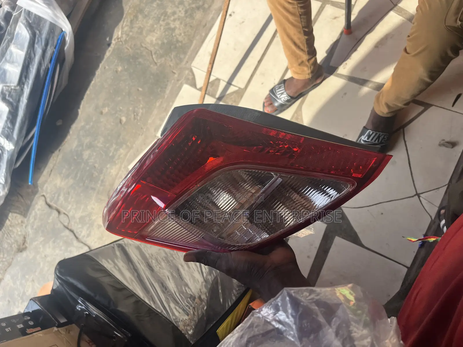 Toyota Vitz 2012 2013 2014 Taillight Pair Normal