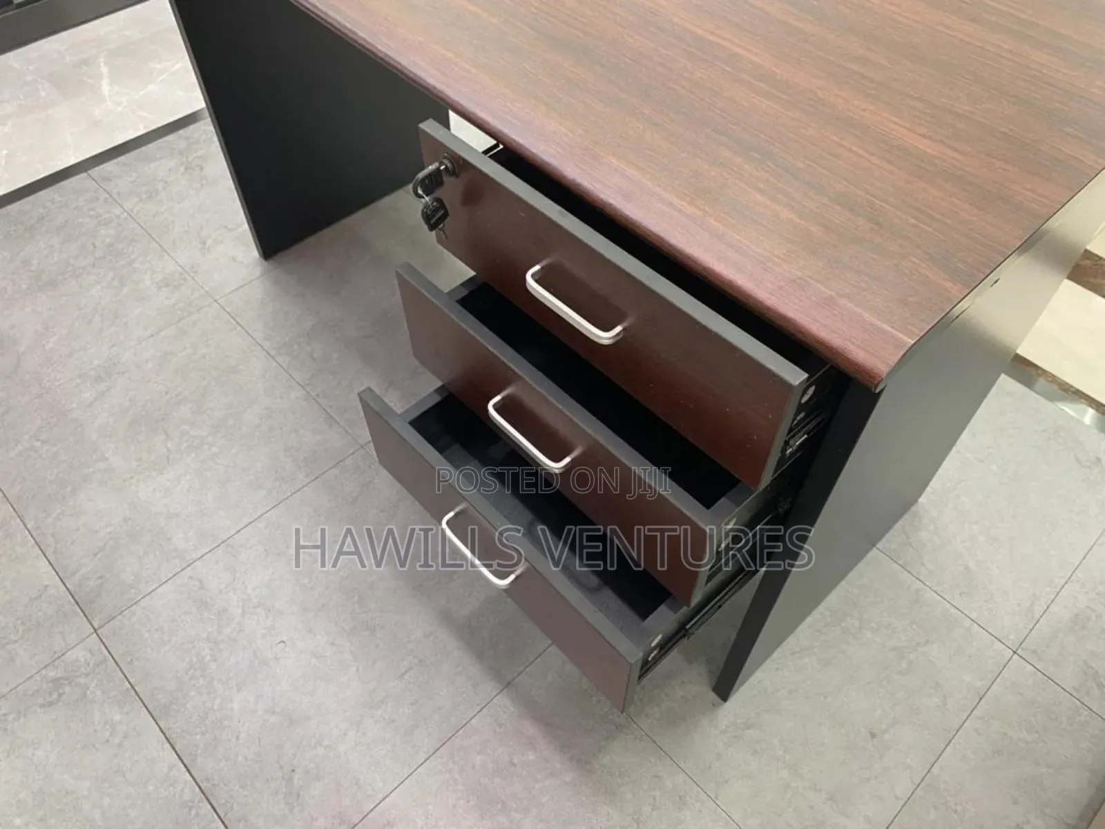 Modern Simple Staff Desk