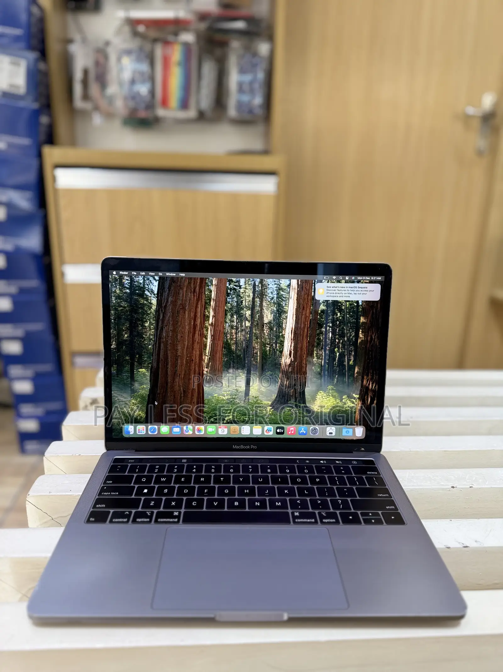 Laptop Apple MacBook Pro 2018 8GB Intel Core i5 SSD 512GB