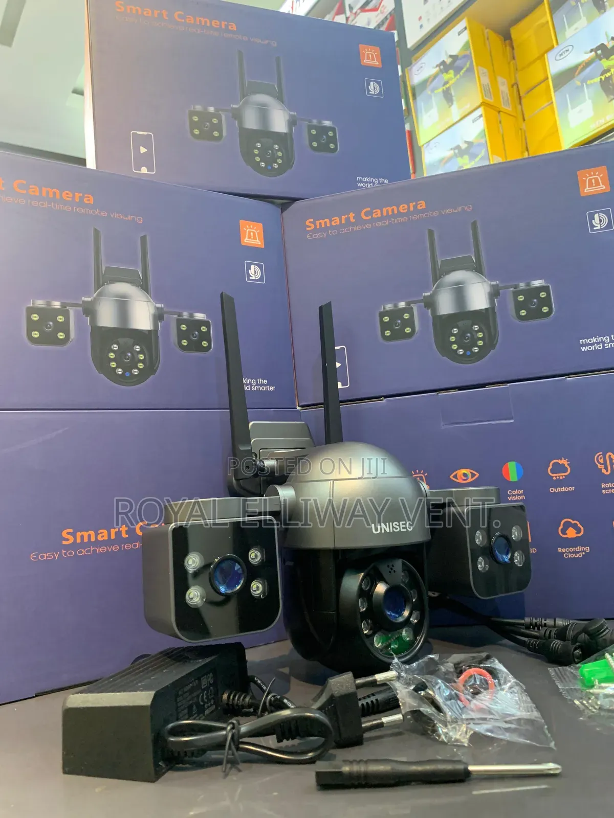 8x Zoom 3 Lens Wireless PTZ Smart Camera