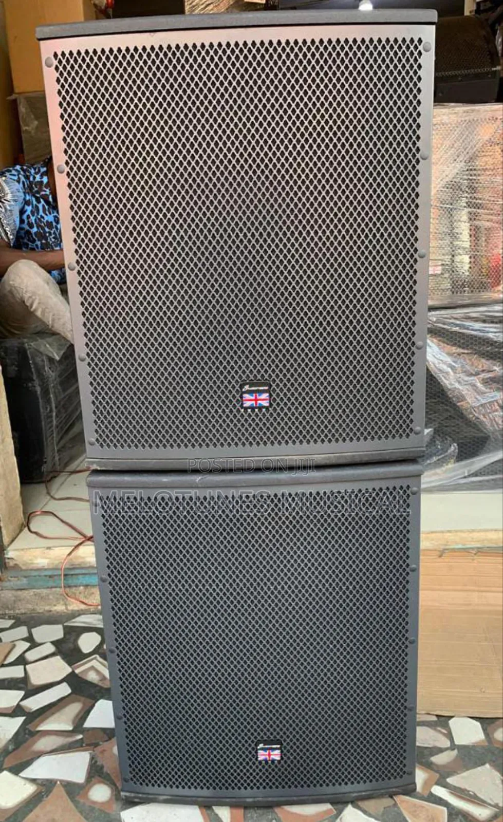 Studiomaster TRX18S 18" 600W Passive Subwoofer