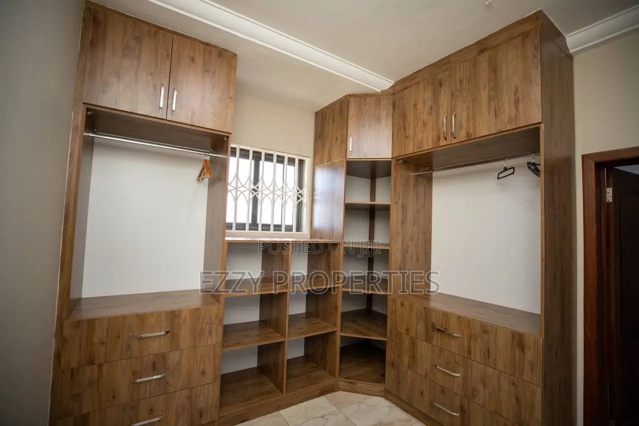 4bdrm Apartment in East Legon Hills - for rent
