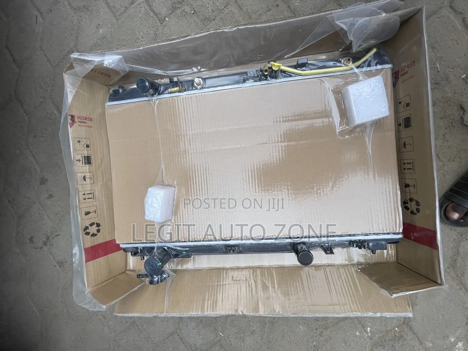Toyota Camry 2007,2008,2009,2010 Radiator Tank