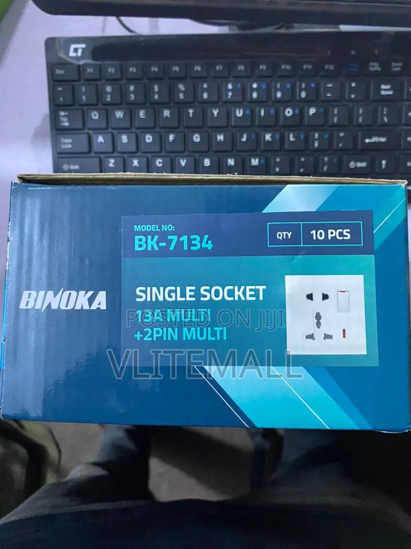 Binoka Single Socket +2pin Switch With Light (BK-7134)