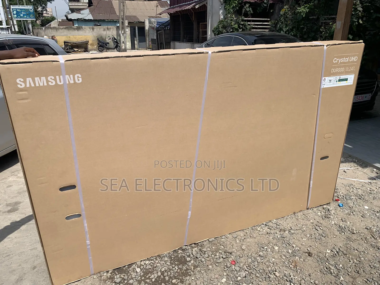 Samsung Smart TV 98 Inch Crystal UHD LED