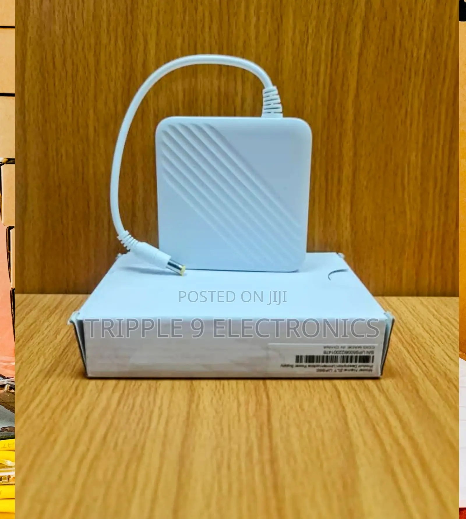 Universal Power Bank for Routers