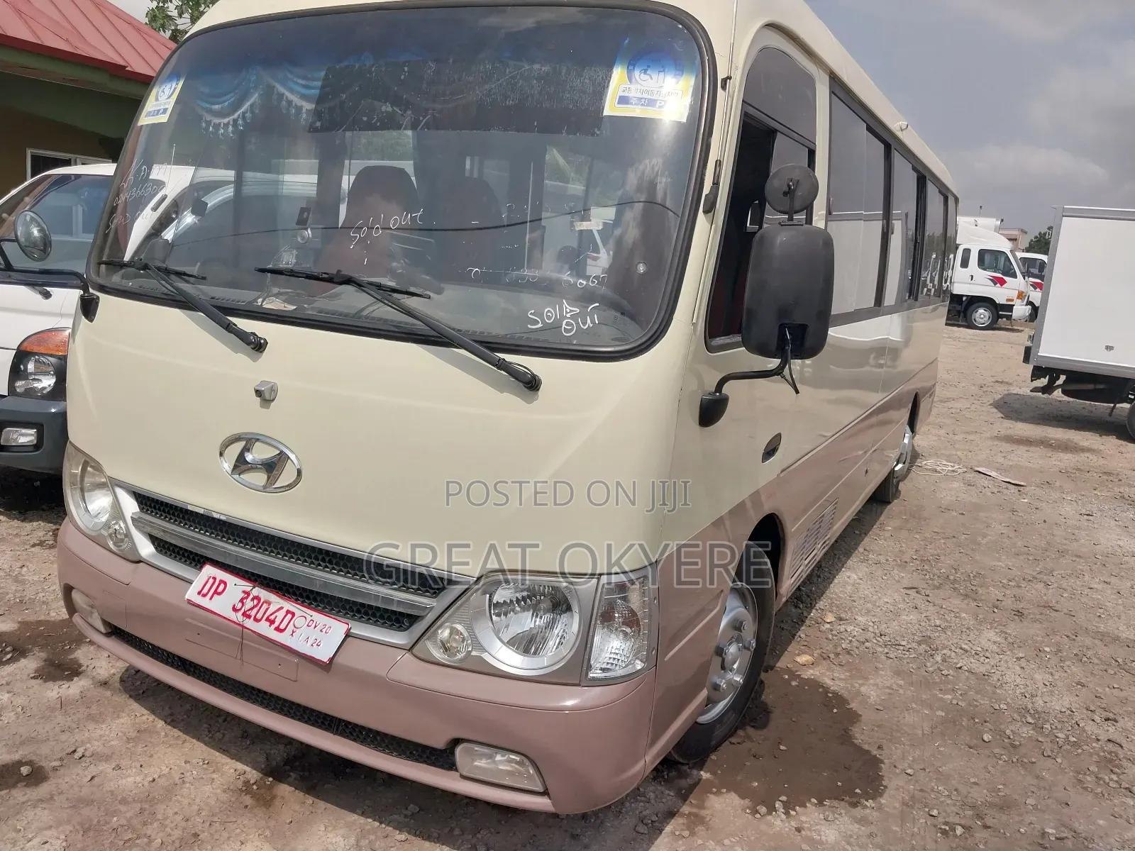 Hyundai County 2015 Brown