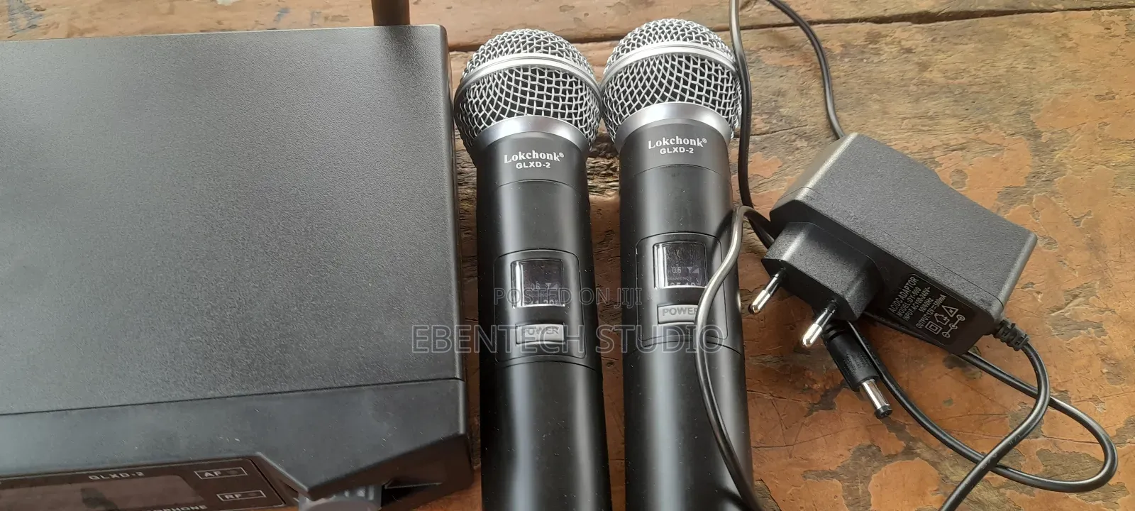 Handheld Wireless Microphones For Rent
