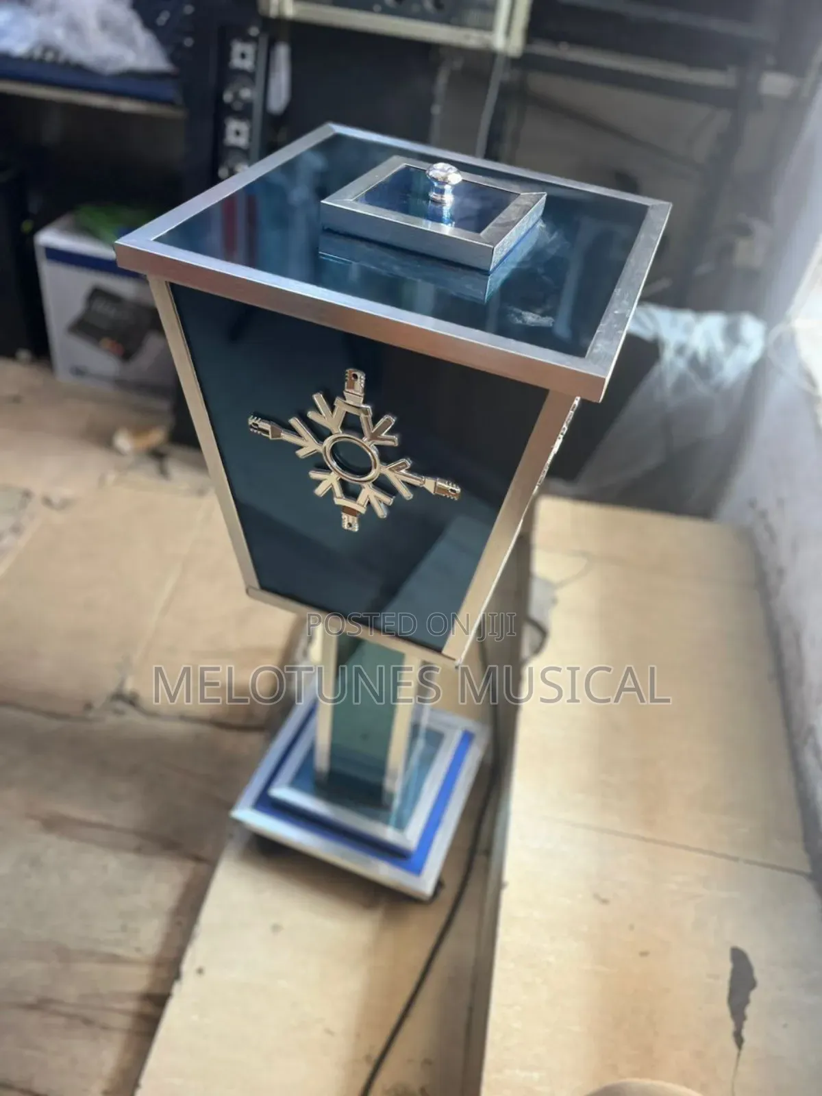 Glass Offertory Bowl (Blue)