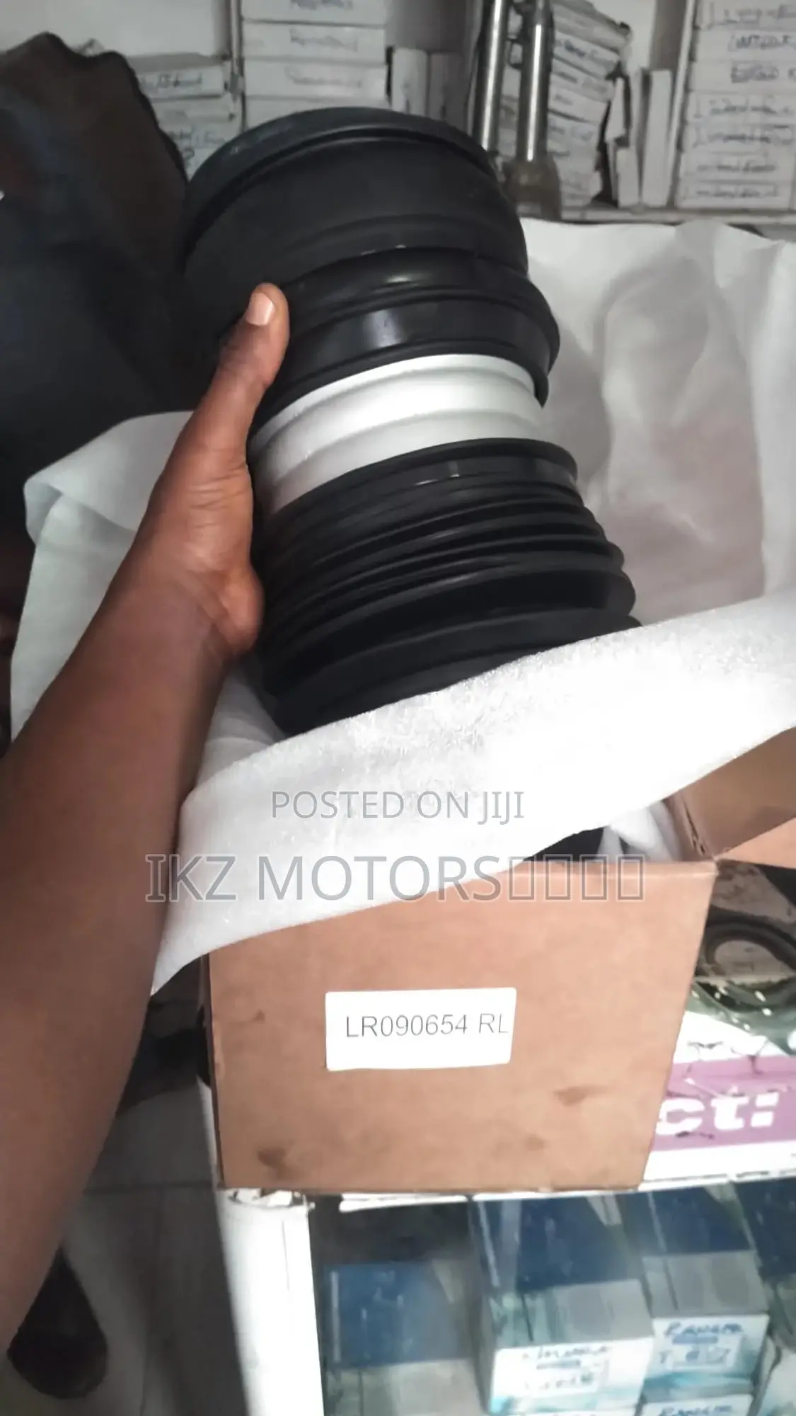 Range Rover Velar 18-2022 Back Air Spring/Shocks