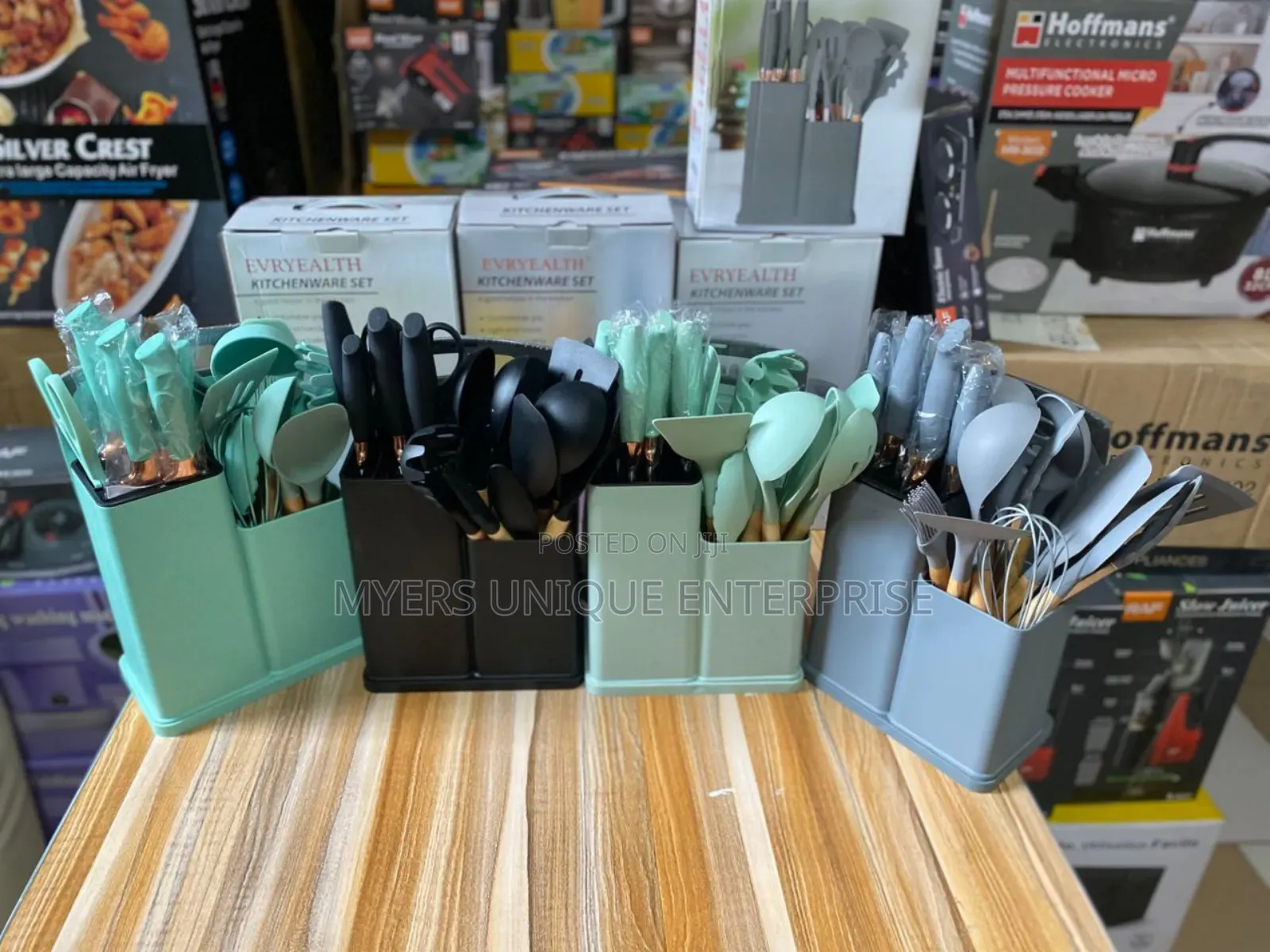 Usable 19pcs Silicon Laddle With Chopping Board